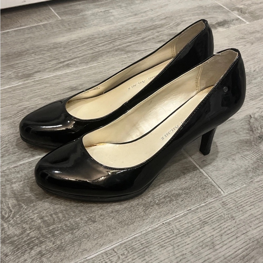 Etienne Aigner Women’s Drew Pumps Size 8 M Black‎ Patent Leather Slip-On Heels - Picture 4 of 11